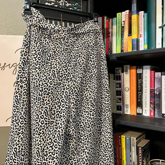 J. Crew Wide Leg Cropped Trouser in Leopard Size 10 - Picture 8 of 13
